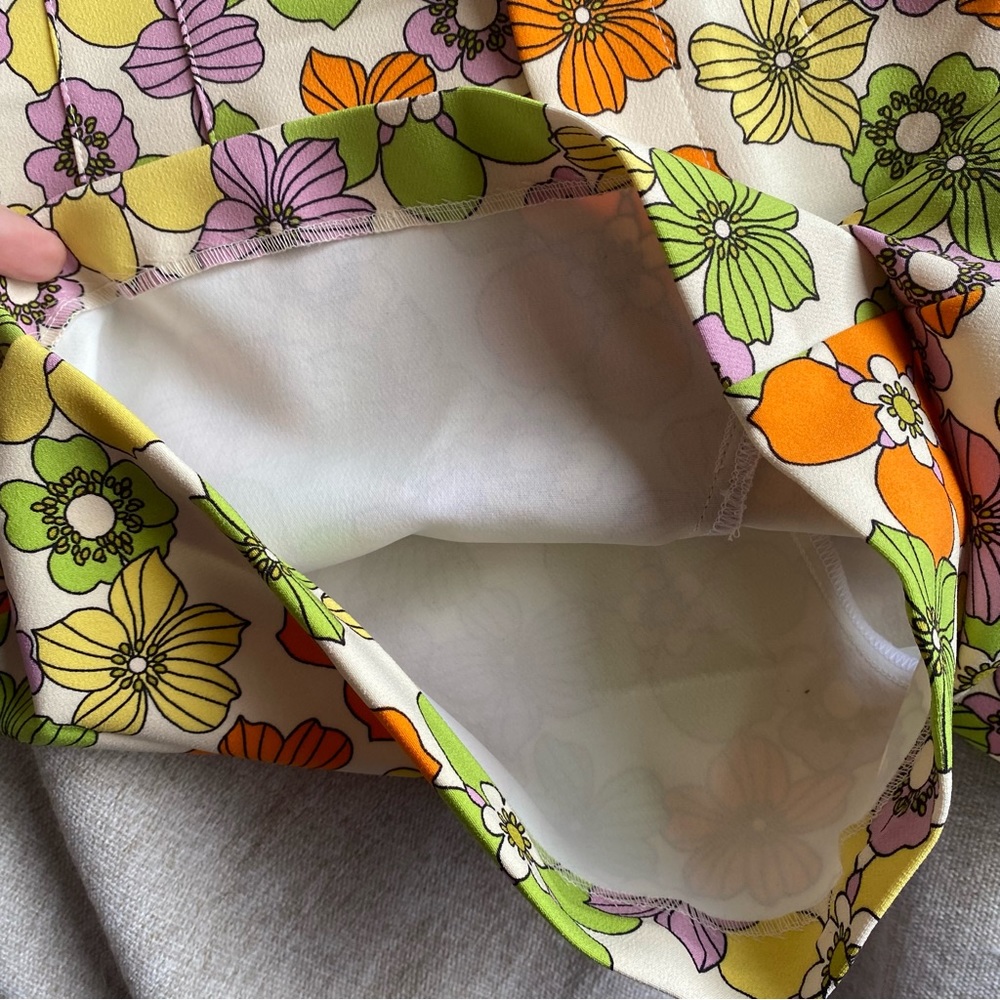 ZARA Flower Power High Waisted Shorts - Picture 11 of 12